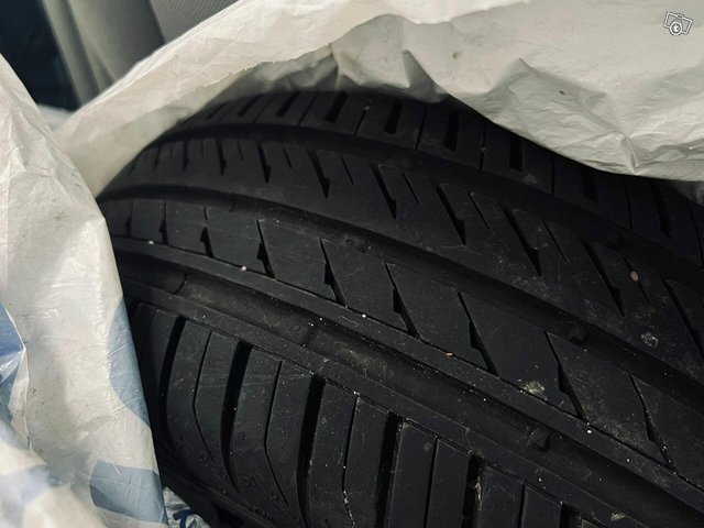 Hyundai Accent 13