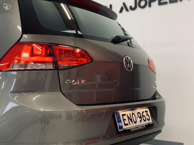 Volkswagen Golf 8