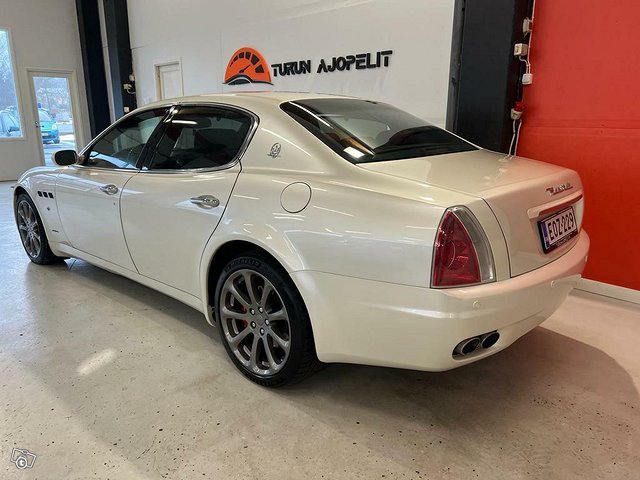 Maserati Quattroporte 5