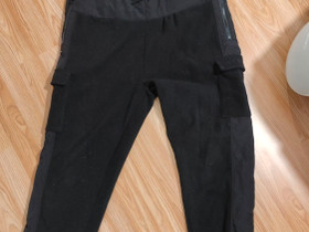 Siksilk Veryttelyhousut, Vaatteet ja kengät, Vantaa, Tori.fi Siksilk Veryttelyhousut, Vaatteet ja kengät, Vantaa, Tori.fi