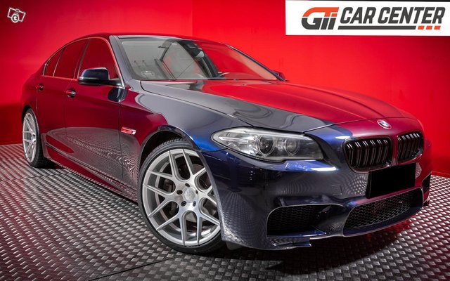 BMW 528