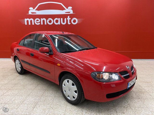 Nissan Almera