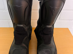 Dainese Gore-Tex ajokengät Koko 45, Ajoasut, kengät ja kypärät, Mototarvikkeet ja varaosat, Sotkamo, Tori.fi Dainese Gore-Tex ajokengät Koko 45, Ajoasut, kengät ja kypärät, Mototarvikkeet ja varaosat, Sotkamo, Tori.fi