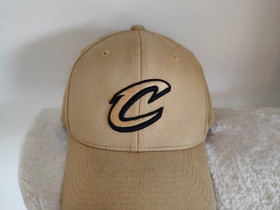 Cleveland Cavaliers-lippis, Laukut ja hatut, Asusteet ja kellot, Vaasa, Tori.fi Cleveland Cavaliers-lippis, Laukut ja hatut, Asusteet ja kellot, Vaasa, Tori.fi