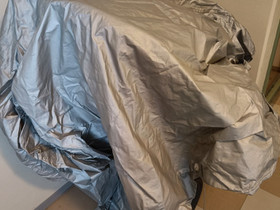 Skootterin suojapeite, Pyörätarvikkeet ja kypärät, Polkupyörät ja pyöräily, Helsinki, Tori.fi Skootterin suojapeite, Pyörätarvikkeet ja kypärät, Polkupyörät ja pyöräily, Helsinki, Tori.fi