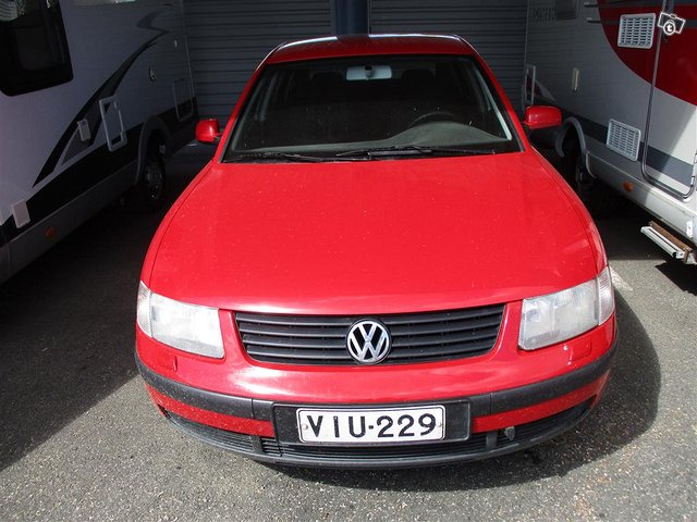 Volkswagen Passat 2