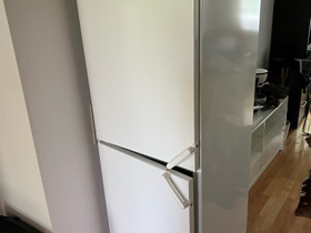 Jääkaappipakastin, Jääkaapit ja pakastimet, Kodinkoneet, Helsinki, Tori.fi Jääkaappipakastin, Jääkaapit ja pakastimet, Kodinkoneet, Helsinki, Tori.fi