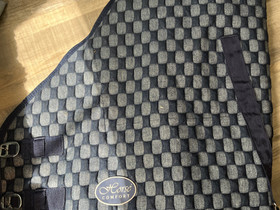 Horsecomfort fleeceloimi 145cm, Muut hevostarvikkeet, Hevoset ja hevosurheilu, Inkoo, Tori.fi Horsecomfort fleeceloimi 145cm, Muut hevostarvikkeet, Hevoset ja hevosurheilu, Inkoo, Tori.fi