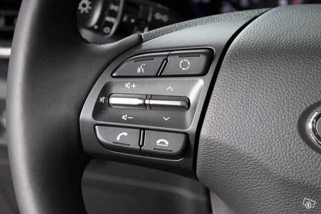 Hyundai KONA 18