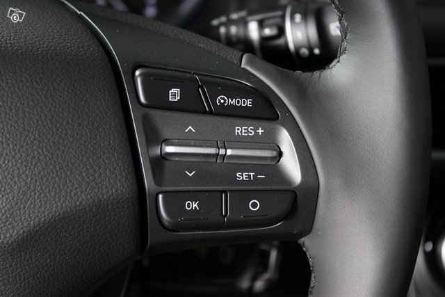 Hyundai KONA 19