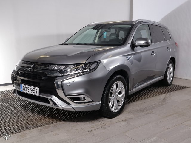 Mitsubishi OUTLANDER PHEV