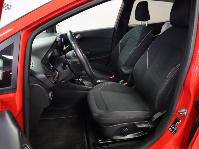 Ford FIESTA 11