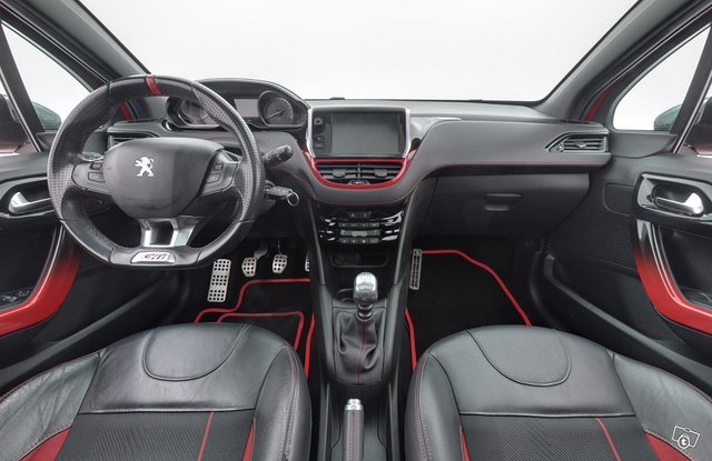 Peugeot 208 9
