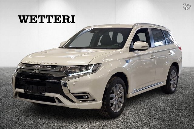 MITSUBISHI OUTLANDER PHEV