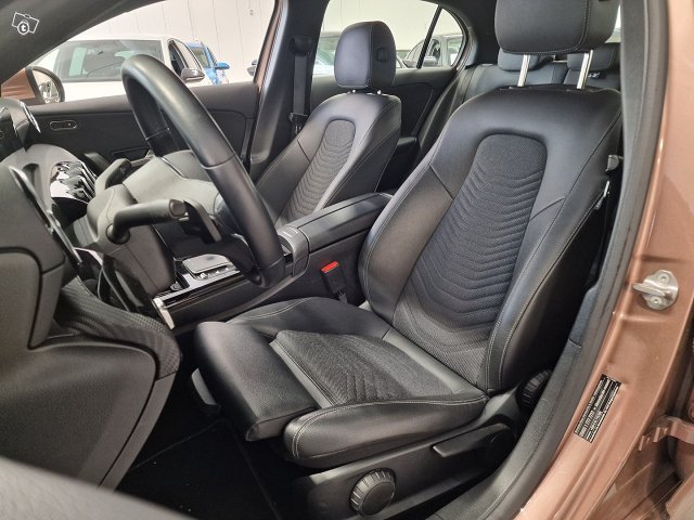 Mercedes-Benz A 16