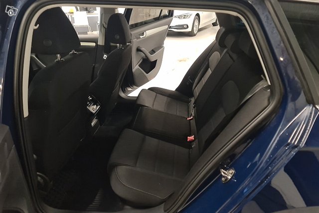 Skoda SUPERB 9