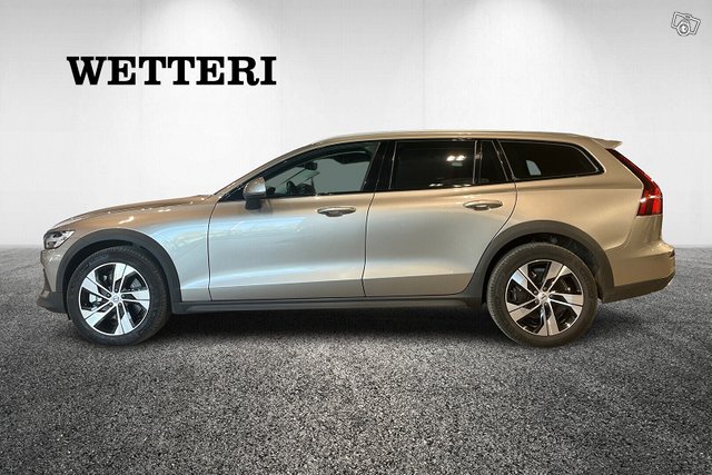 Volvo V60 CROSS COUNTRY 6