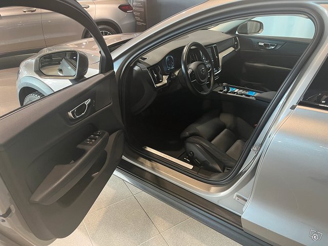 Volvo V60 CROSS COUNTRY 9