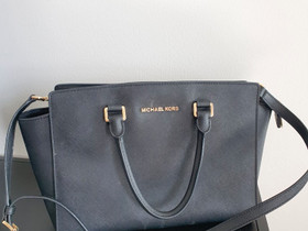 Michael Kors Selma, Laukut ja hatut, Asusteet ja kellot, Seinäjoki, Tori.fi Michael Kors Selma, Laukut ja hatut, Asusteet ja kellot, Seinäjoki, Tori.fi