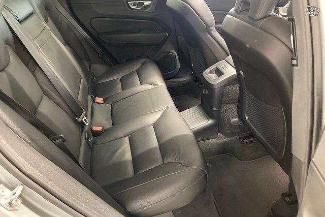 Volvo XC60 12