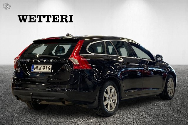 Volvo V60 4