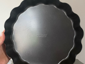 Hackman piirakkavuoka 25 cm, Tarjoiluastiat, Keittiötarvikkeet ja astiat, Seinäjoki, Tori.fi Hackman piirakkavuoka 25 cm, Tarjoiluastiat, Keittiötarvikkeet ja astiat, Seinäjoki, Tori.fi