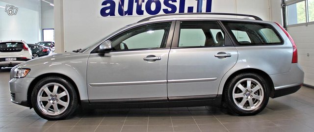 Volvo V50 5