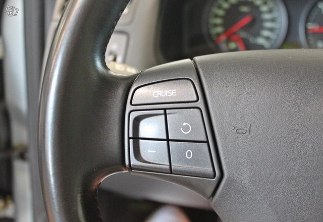 Volvo V50 10