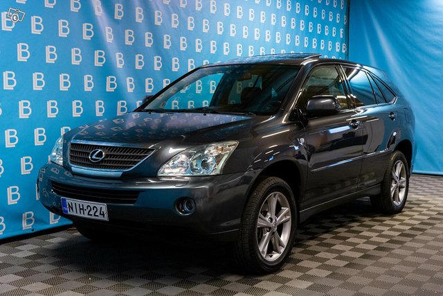 Lexus RX, kuva 1