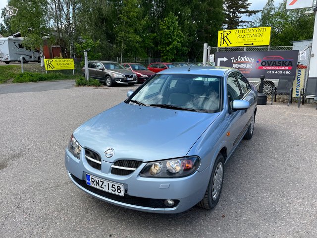 Nissan Almera