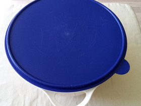 Tupperware 10 L tiinu, Keittiövälineet, Keittiötarvikkeet ja astiat, Turku, Tori.fi Tupperware 10 L tiinu, Keittiövälineet, Keittiötarvikkeet ja astiat, Turku, Tori.fi