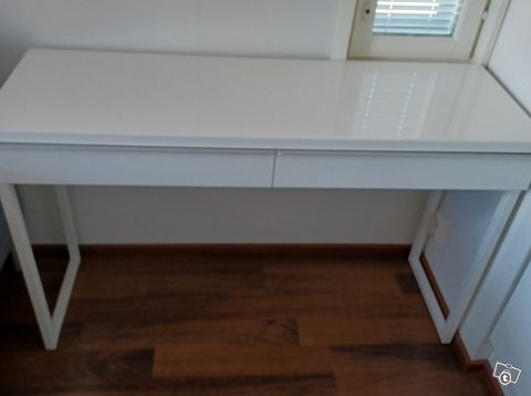 Ikea Bestå Burs työpöytä, Pöydä...
