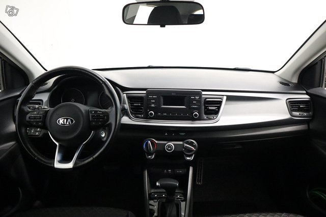 Kia RIO 8