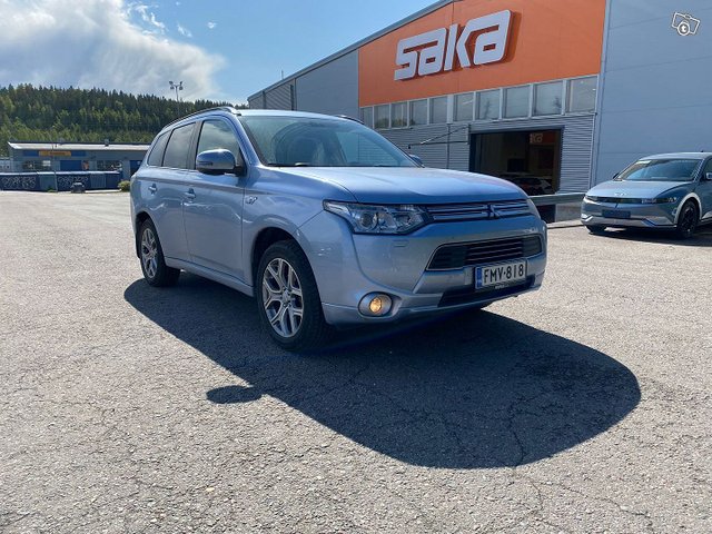 Mitsubishi Outlander PHEV, kuva 1
