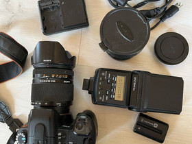 Sony a 350 järkkäri, salama ja pari onjektiivis, Kamerat, Kamerat ja valokuvaus, Oulu, Tori.fi Sony a 350 järkkäri, salama ja pari onjektiivis, Kamerat, Kamerat ja valokuvaus, Oulu, Tori.fi