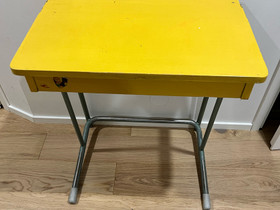 Pulpetti, Pöydät ja tuolit, Sisustus ja huonekalut, Tampere, Tori.fi Pulpetti, Pöydät ja tuolit, Sisustus ja huonekalut, Tampere, Tori.fi