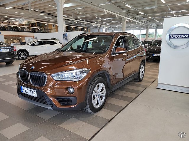 BMW X1, kuva 1
