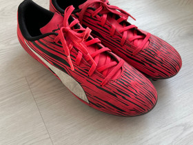 Puma nappikset koko 38, Jalkapallo, Urheilu ja ulkoilu, Tampere, Tori.fi Puma nappikset koko 38, Jalkapallo, Urheilu ja ulkoilu, Tampere, Tori.fi
