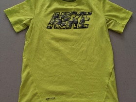 Neonkeltainen Nike T-paita, Juoksu ja lenkkeily, Urheilu ja ulkoilu, Turku, Tori.fi Neonkeltainen Nike T-paita, Juoksu ja lenkkeily, Urheilu ja ulkoilu, Turku, Tori.fi