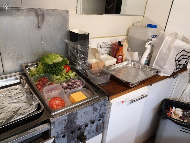 Food Trailer/Food Van/Ruokakärry/Myyntivaunu 11