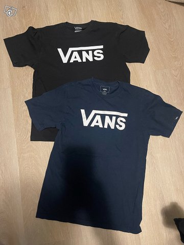 Vans t-paita 164cm 2kpl