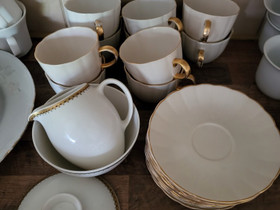 Arabian kultareunainen, Kahvikupit, mukit ja lasit, Keittiötarvikkeet ja astiat, Pori, Tori.fi Arabian kultareunainen, Kahvikupit, mukit ja lasit, Keittiötarvikkeet ja astiat, Pori, Tori.fi