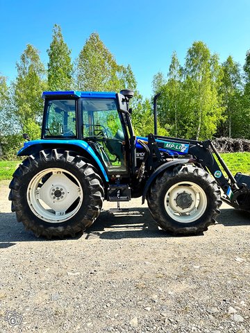 New Holland TS100 + etukuormain, Suomi kone, kuva 1
