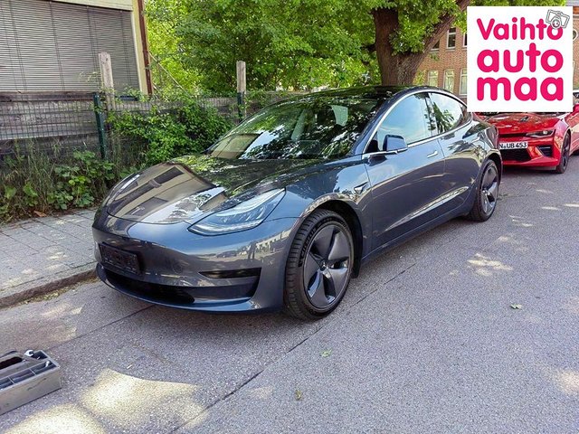 Tesla Model 3, kuva 1