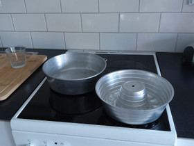 Kakkuvuokia ,täytekakku ja kuivakakku, Keittiövälineet, Keittiötarvikkeet ja astiat, Jyväskylä, Tori.fi Kakkuvuokia ,täytekakku ja kuivakakku, Keittiövälineet, Keittiötarvikkeet ja astiat, Jyväskylä, Tori.fi