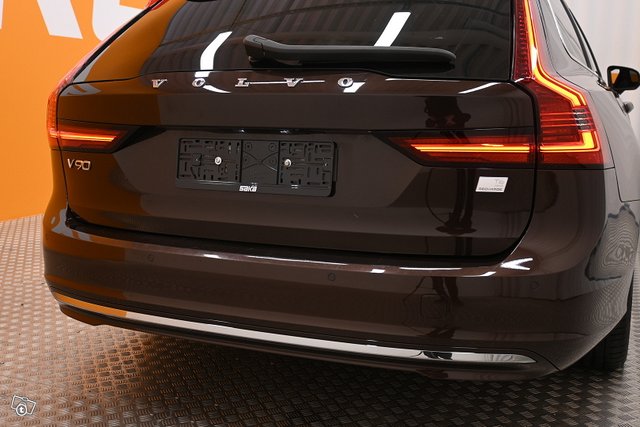 Volvo V90 9