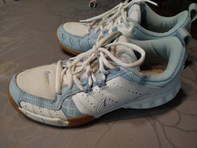 Nike lenkkikengät valk/vaal. sininen k40, Ulkoilu ja retkeily, Urheilu ja ulkoilu, Säkylä, Tori.fi Nike lenkkikengät valk/vaal. sininen k40, Ulkoilu ja retkeily, Urheilu ja ulkoilu, Säkylä, Tori.fi