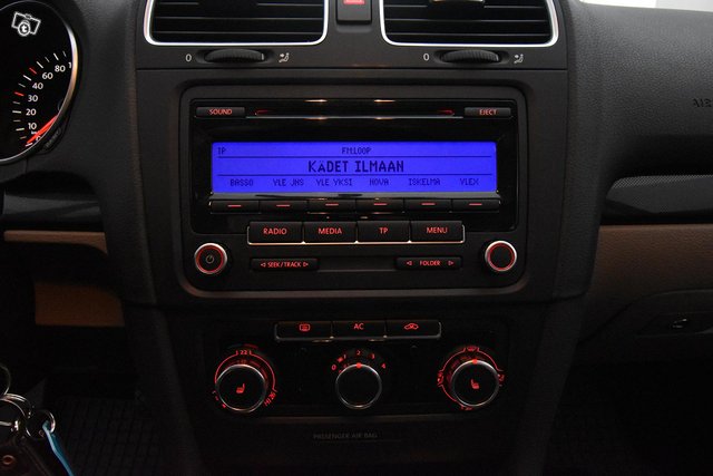 Volkswagen Golf 25