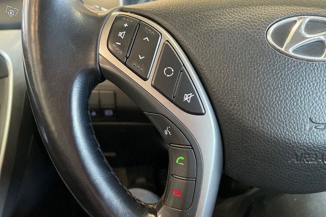 Hyundai I30 WAGON 12
