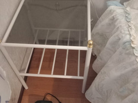 Yöpöydät, Sängyt ja makuuhuone, Sisustus ja huonekalut, Forssa, Tori.fi Yöpöydät, Sängyt ja makuuhuone, Sisustus ja huonekalut, Forssa, Tori.fi